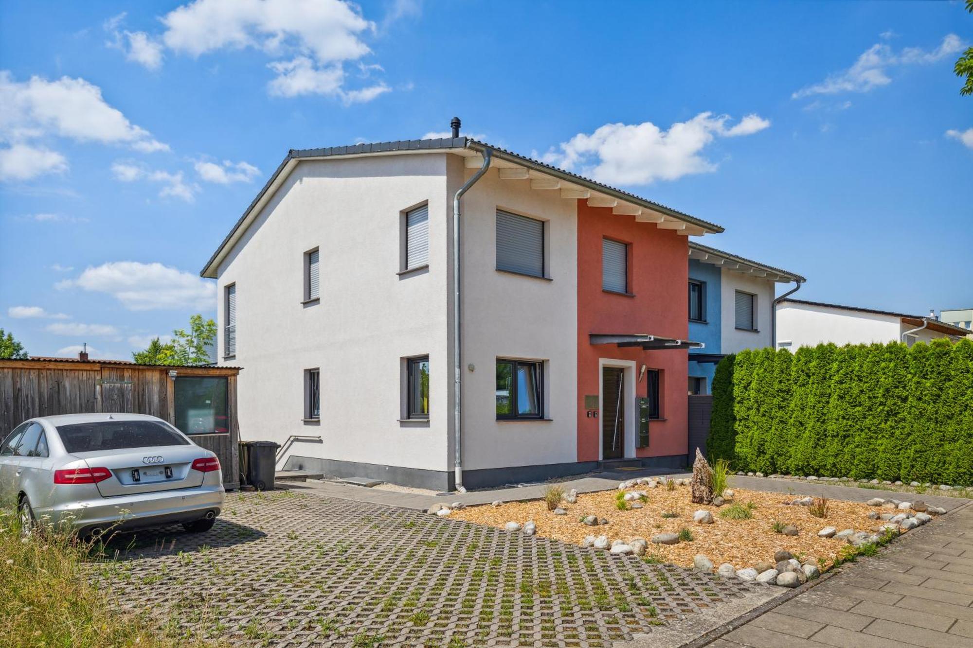 Fewo Moritz Mit Kleiner Terrasse Und Stellplatz コーブルク エクステリア 写真